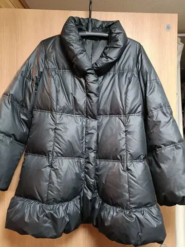 새상품급 빅 사이즈 13호 로라 애슐리 프릴 달린 다운 자켓