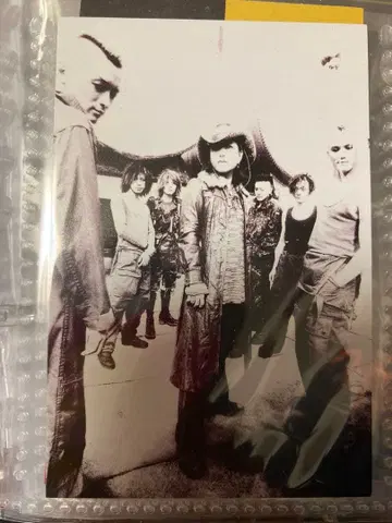 2hide with Spread Beaver X JAPAN 괴인 카드