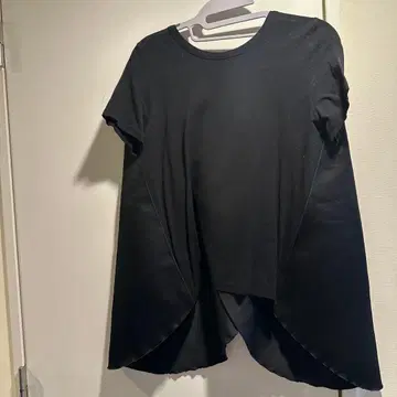 YOKO CHAN 비대칭 컷 T셔츠 블랙 38