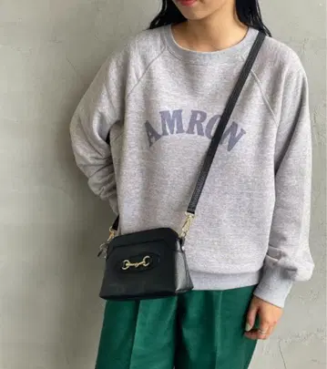 아메리카나 60s 스타일 아치 로고 프린트 맨투맨