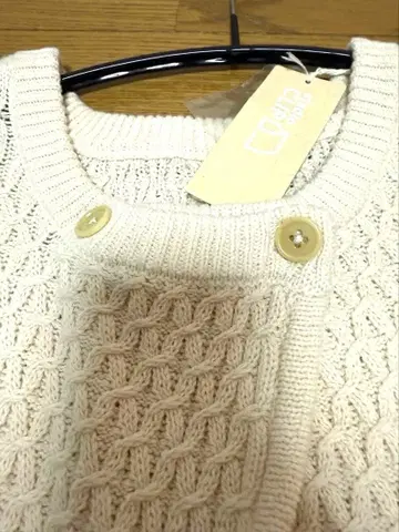 택 포함 새상품 스튜디오 그립 오버 사이즈 베이지 니트