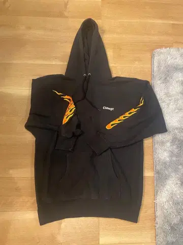 CHALLENGER 블랙 프레임 후드티 L