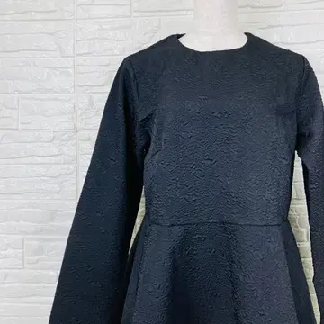 유어스 엠보싱 가공 페플럼 상의 블라우스 M 블랙 [ 74-19 ]