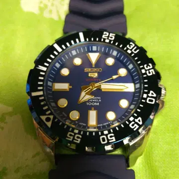 SEIKO 다이버 워치 네이비 100m 방수