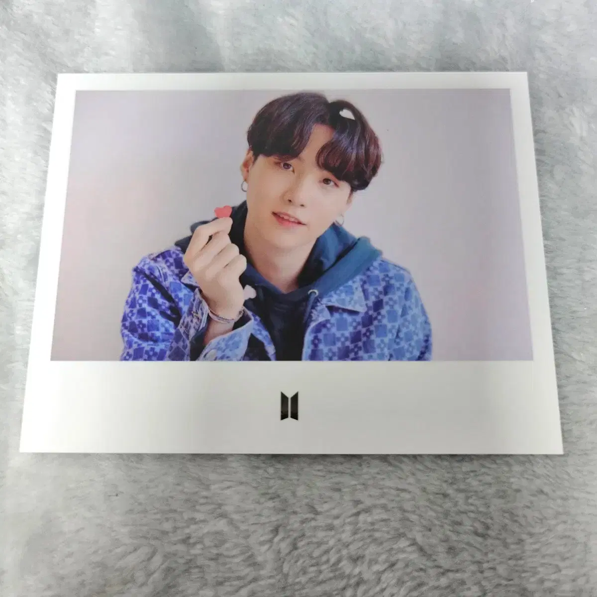 bts bangtan busan yet to come instant photo yoon suga