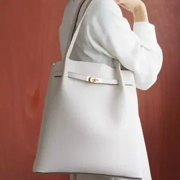 [ 새상품급 ] 숄더백 가죽 화이트 대용량 비즈니스 A4