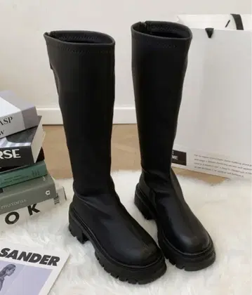 블랙 롱 부츠 통굽