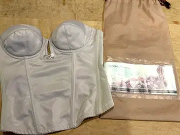 bloom LUXE 브라이덜 이너 D70 뷔스티에 웨딩 촬영 결혼식