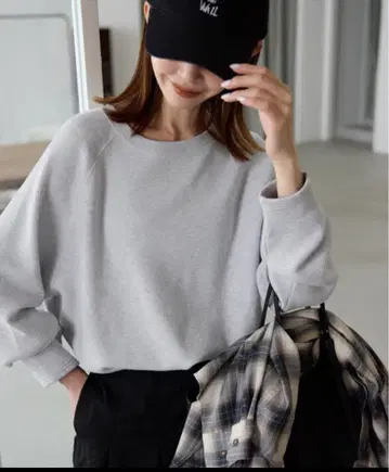 스무스 오버 니트 그레이