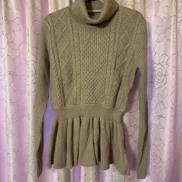 MICOAMERI 터틀넥 스웨터 베이지 택 포함 새상품