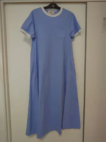 파랑색 반팔 롱 원피스