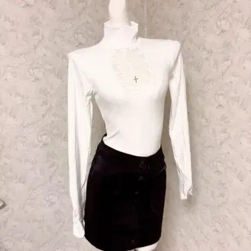 헤이세이 갸루 00s 화이트 터틀넥 셔츠 Y2K