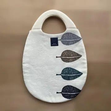 미사용품 미나 페르호넨 happa 에그백