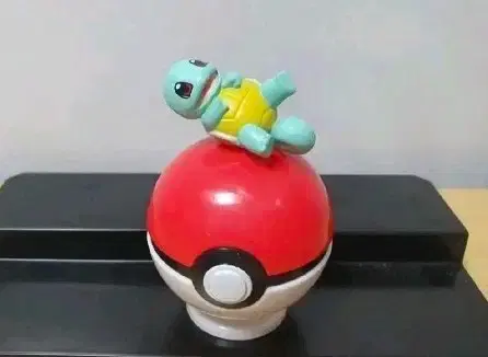 (Premium, Discontinued Rare Gacha) Pokemon Monster Ball Squirtle