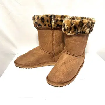 새상품급 미들 기장 어그 부츠 보아 레오파드 무늬 카멜 24-25cm