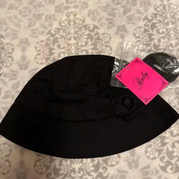 Rady 블랙 버킷햇 꽃 장식 포함