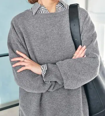 오버 사이즈 니트 스웨터 그레이 블랙