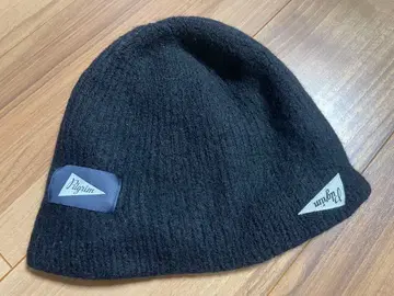 필그림 블랙 니트 비니 로고 포함