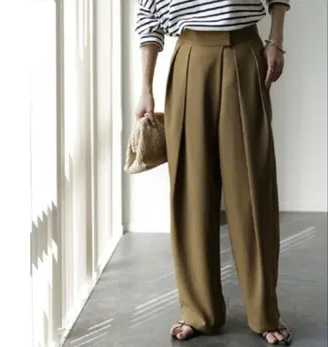 HUG.U 마법의 턱 팬츠 카멜