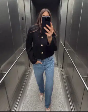 ZARA 크루넥 숏 자켓