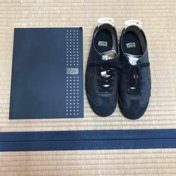 오니츠카타이거 스니커즈 26.5cm.