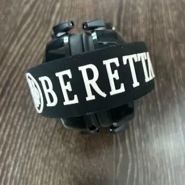 Beretta 블랙 귀도리