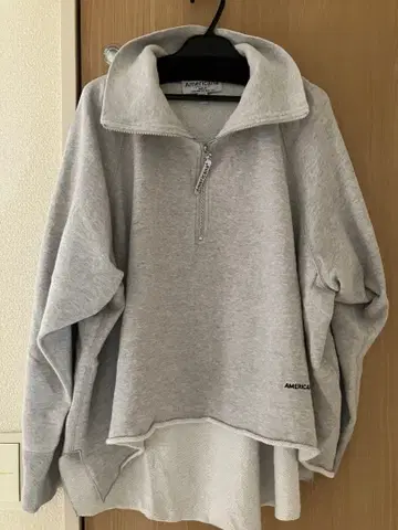Americana 그레이 하프 지퍼 트레이닝복