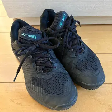 요넥스 테니스화 24cm