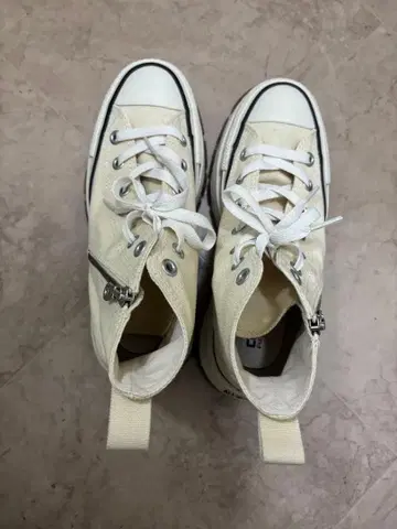 Converse 화이트 하이컷 스니커즈