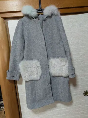 질스튜어트 그레이 롱 코트