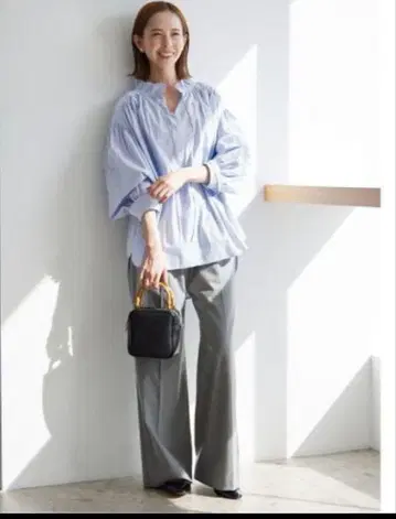 슬로브 이에나 SLOBE IENA 턱 칼라 볼륨 슬리브 블라우스