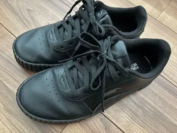 PUMA 블랙 통굽 스니커즈