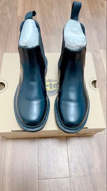 닥터마틴 첼시 부츠 23cm