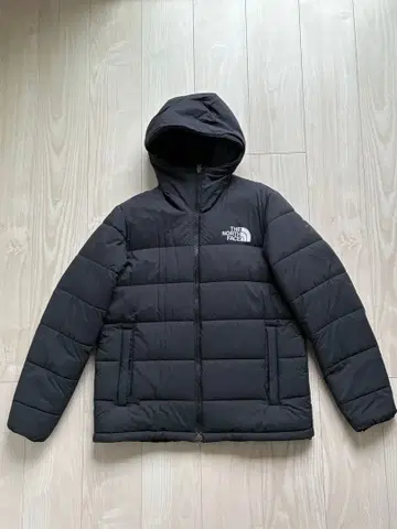 새상품급 THE NORTH FACE 후드 부착 다운 자켓 블랙