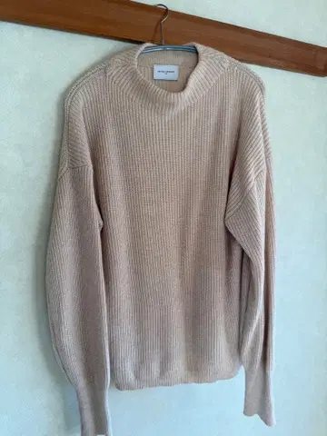 리브 베이지 긴팔 스웨터 유나이티드 애로우즈