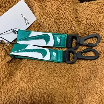 Nike 키링 그린/화이트 2개