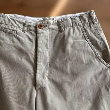 구제샵 구매 미군  버튼 베이지 치노 팬츠 인심 31