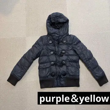 다크 그레이 후드 부착 다운 자켓