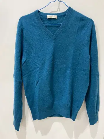 유니클로 캐시미어 스웨터 2개 세트