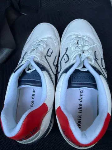 거의 새상품 Sangacio 스니커즈 화이트/네이비/레드 26.5cm