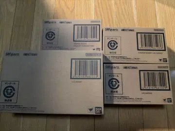 S.H.Figuarts 가면라이더 마제이드 발바르도 골드 대시