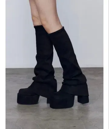 루즈 플레어 커버 핏 부츠