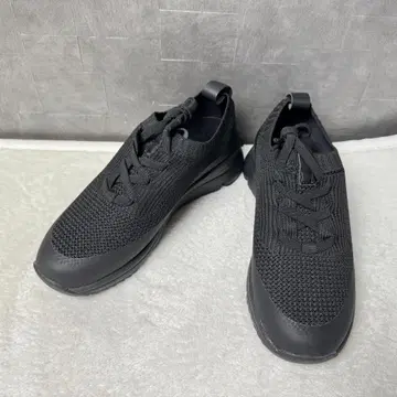 미사용 디노스 정골사가 진심으로 생각한 바디 메이크 니트 스니커즈