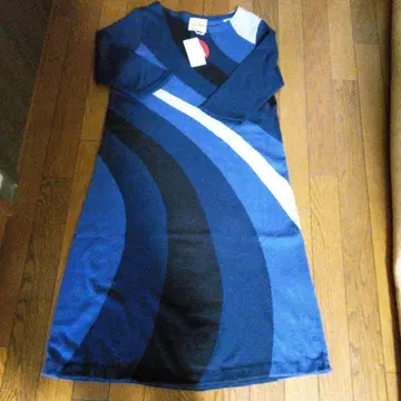 시빌라 니트 원피스 새상품, 미사용