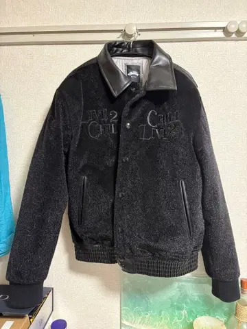 Chillin' ( 린 ) LIVE 2 CHILL 바시티 자켓 블랙