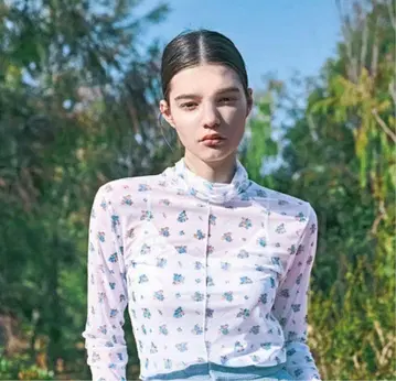 POPPY 아사기니뇨 플라워 프린트 시스루 상의