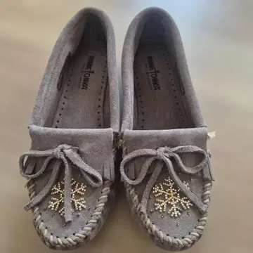 MINNETONKA 코바야시 모코 콜라보 비즈 장식 모카신 7