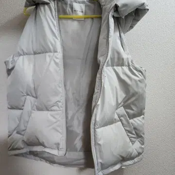 AZUL BY MOUSSY 다운 베스트 M 사이즈