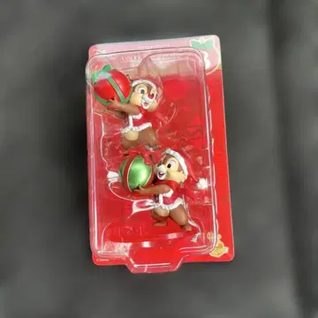 칩과 데일 산타 피규어