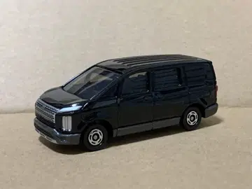 토미카 델리카 D5